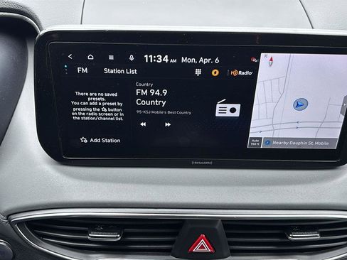 Used 2023 Hyundai Santa Fe SEL image 31