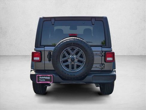 Used 2025 Jeep Wrangler Sport AWD/4WD image 7
