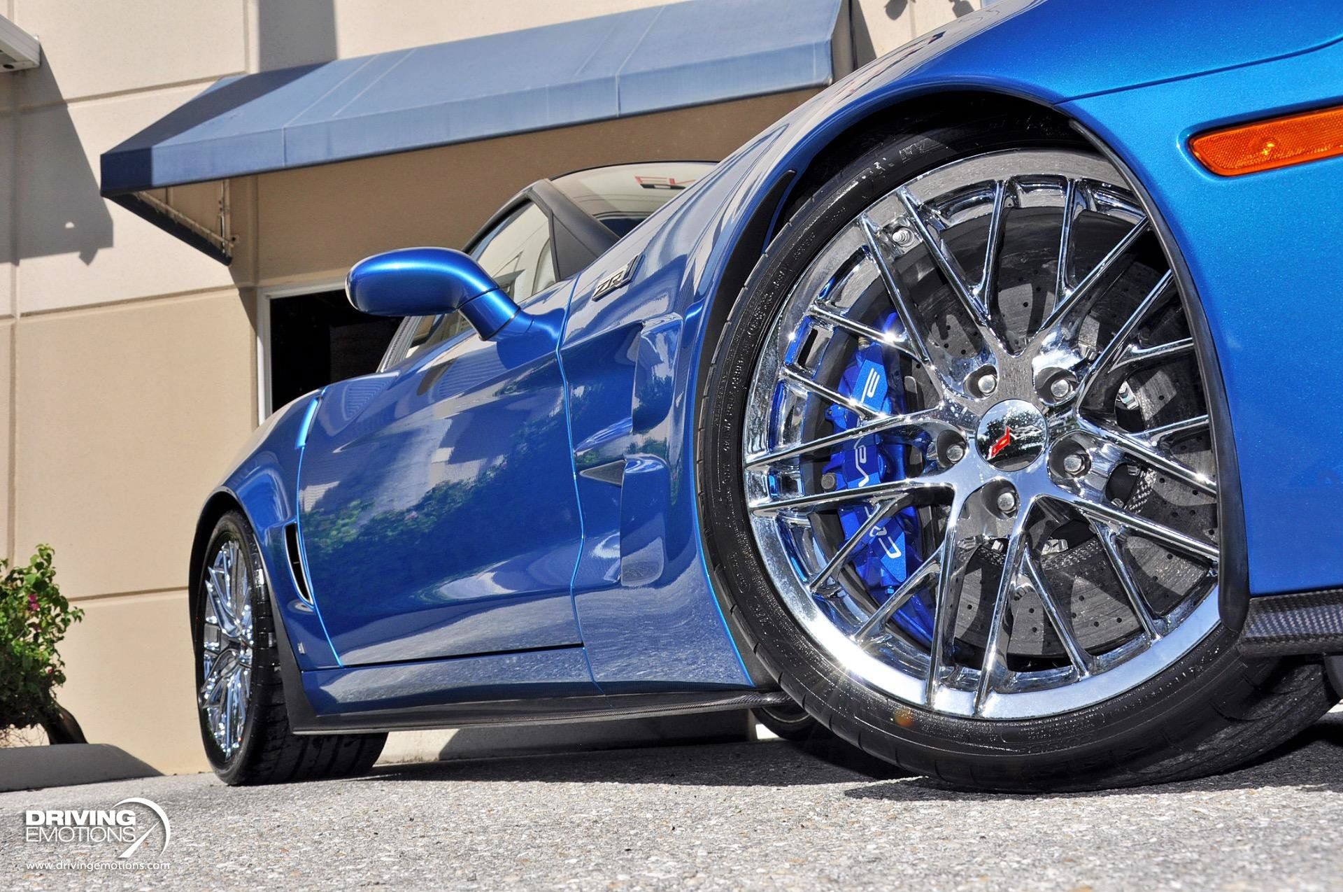 Used 2009 Chevrolet Corvette ZR1 w/ Preferred Equipment Group RWD image 10