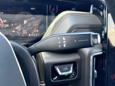 Certified 2025 GMC Yukon Denali AWD/4WD image 16