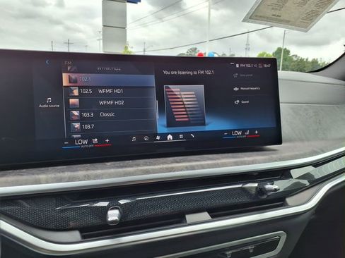 Used 2024 BMW X5 xDrive40i AWD/4WD image 30