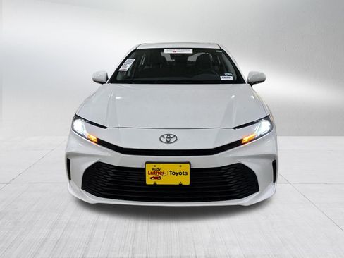 Used 2026 Toyota Camry LE w/ Convenience Package FWD image 2