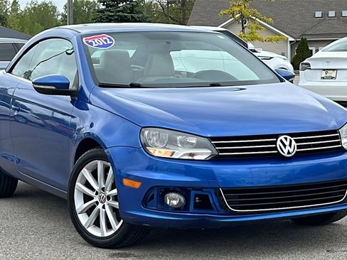 Used 2012 Volkswagen Eos Komfort image 2