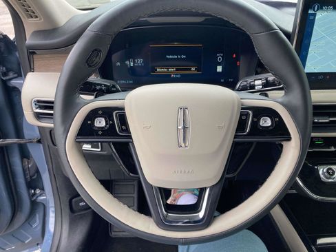 Certified 2025 Lincoln Corsair Reserve w/ Towing Package FWD image 31
