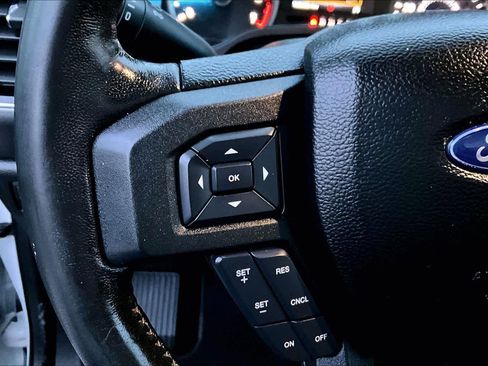 Used 2018 Ford F150 XLT w/ Equipment Group 302A Luxury image 21