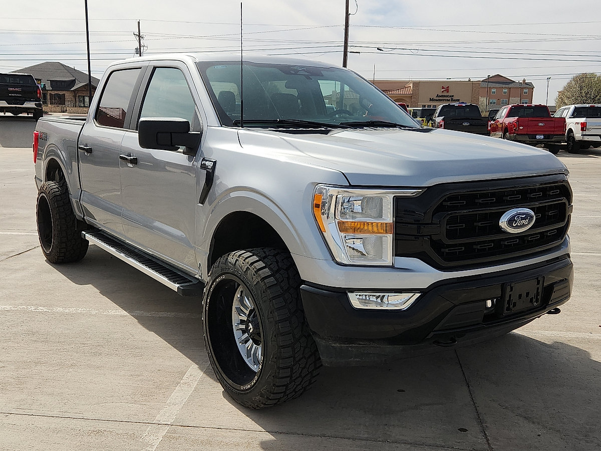 Used 2023 Ford F150 XLT w/ XTR Package AWD/4WD image 4