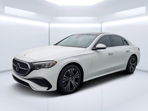 Certified 2024 Mercedes-Benz E 350 4MATIC Sedan image 10