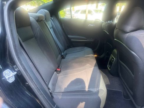 Used 2016 Dodge Charger SXT RWD image 34