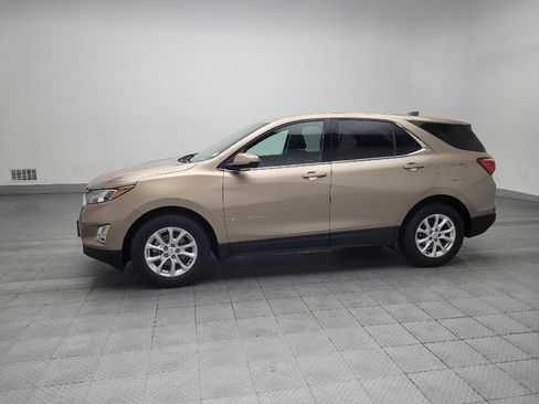 Used 2018 Chevrolet Equinox LT image 2