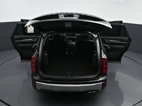 Used 2023 Kia Telluride S FWD image 47