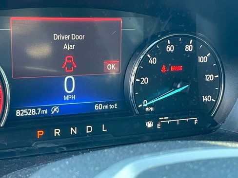 Used 2021 Ford Explorer Limited w/ Equipment Group 301A RWD image 6