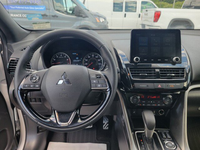 Used 2025 Mitsubishi Eclipse Cross AWD image 16