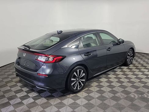 Certified 2023 Honda Civic EX-L image 4