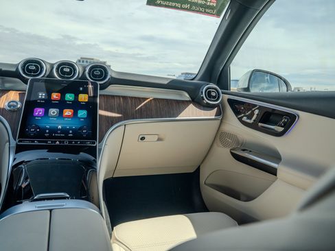 Certified 2026 Mercedes-Benz GLC 300 4MATIC image 22