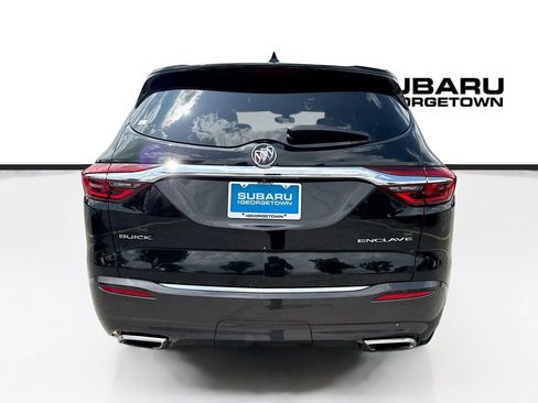 Used 2018 Buick Enclave Essence FWD image 6