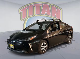 Used 2021 Toyota Prius XLE video 1