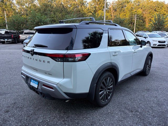Used 2022 Nissan Pathfinder SL w/ SL Premium Package AWD/4WD image 5