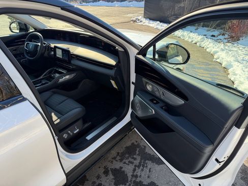 New 2026 Lincoln Nautilus Reserve image 11