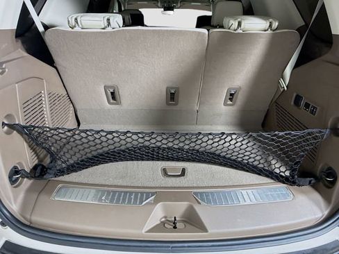 Used 2024 GMC Yukon Denali w/ Advanced Technology Package image 29