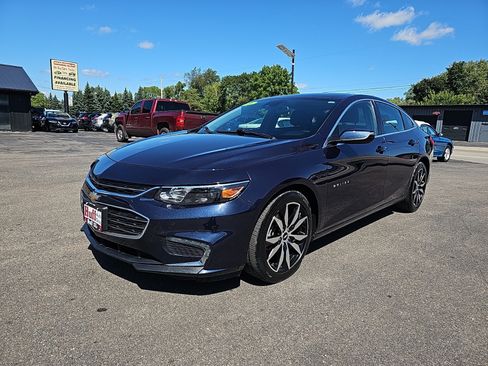 Used 2016 Chevrolet Malibu LT FWD image 7