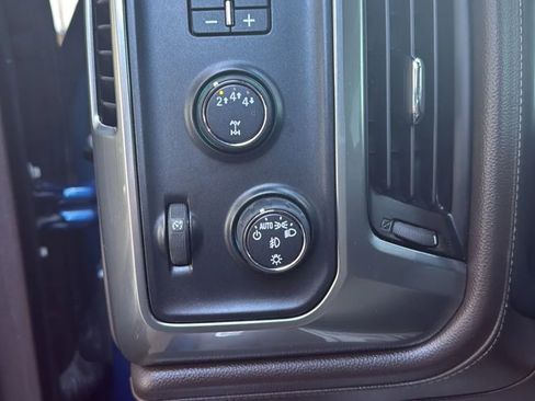 Used 2018 Chevrolet Silverado 2500 LTZ w/ Duramax Plus Package AWD/4WD image 11