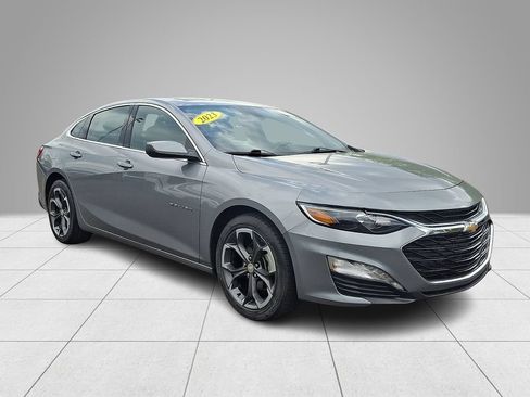 Used 2023 Chevrolet Malibu LT FWD image 4