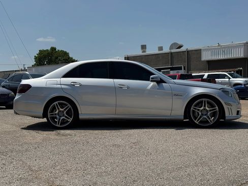 Used 2010 Mercedes-Benz E 63 AMG Sedan image 8