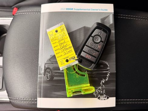 Used 2021 Ford Edge Titanium w/ Cargo Accessory Package image 39