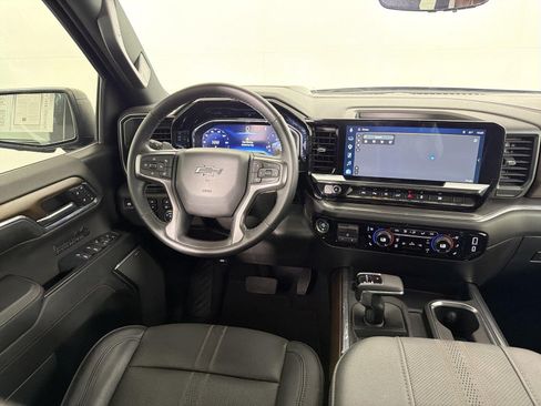 Used 2024 Chevrolet Silverado 1500 High Country w/ Midnight Edition AWD/4WD image 22