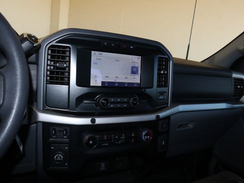 Used 2023 Ford F150 XLT image 27