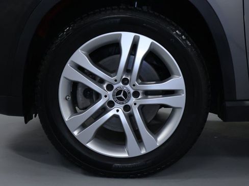 Used 2019 Mercedes-Benz GLA 250 4MATIC image 36