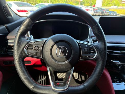 Used 2023 Acura MDX A-Spec image 11