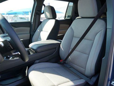 New 2026 Chevrolet Traverse LT w/ LPO, Floor Liner Package image 17
