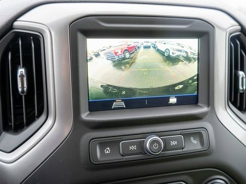 Used 2022 Chevrolet Silverado 1500 Custom Trail Boss image 21