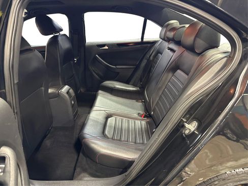 Used 2016 Volkswagen Jetta GLI SEL image 10