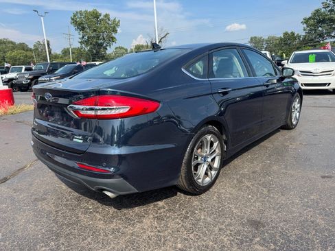 Used 2020 Ford Fusion SEL FWD image 5