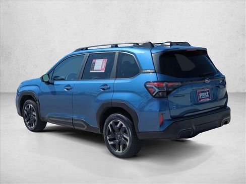 Used 2025 Subaru Forester Limited AWD/4WD image 7