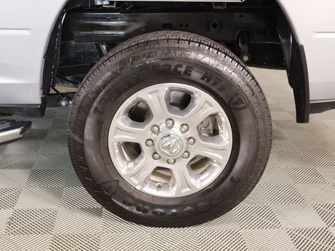 Used 2026 RAM 2500 Big Horn AWD/4WD image 18