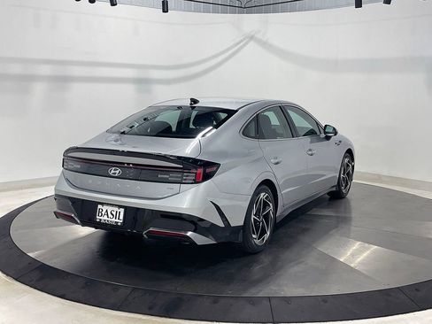 Used 2026 Hyundai Sonata SEL image 11