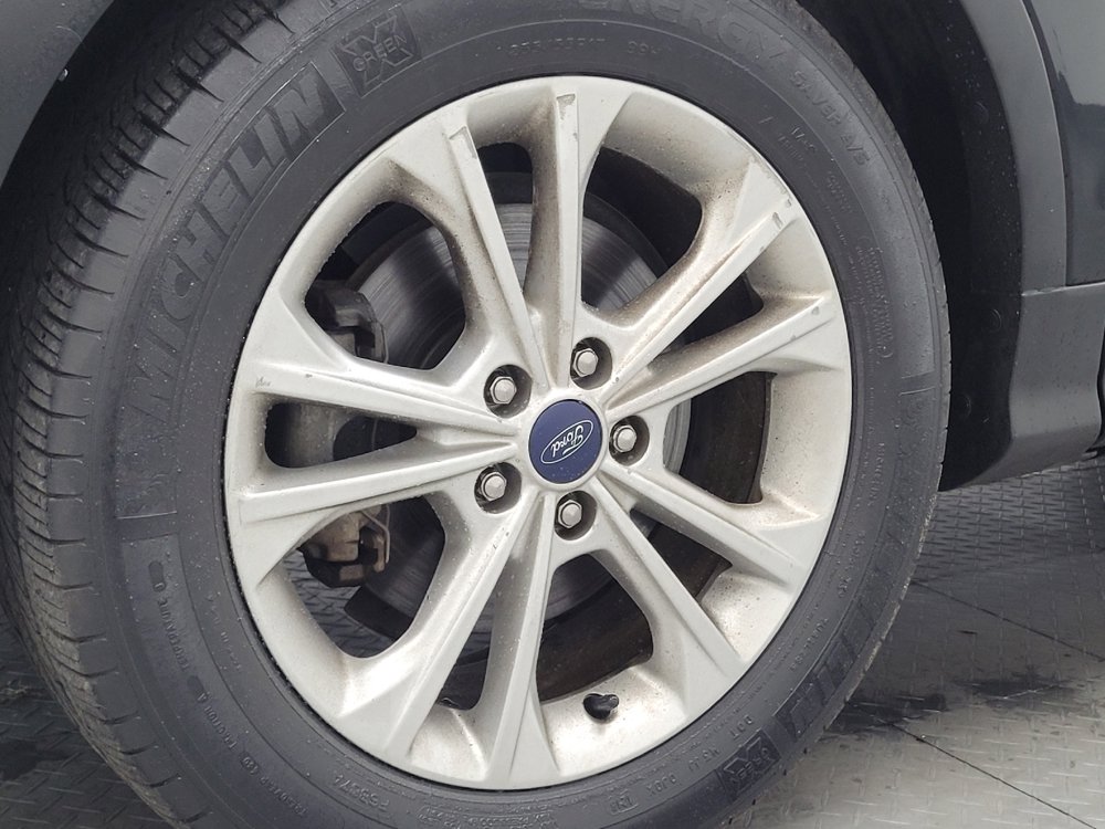 Used 2017 Ford Escape SE w/ Equipment Group 201A FWD image 31