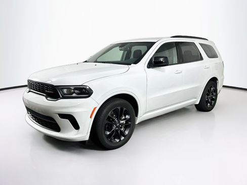 Used 2023 Dodge Durango GT w/ Blacktop Package RWD image 3