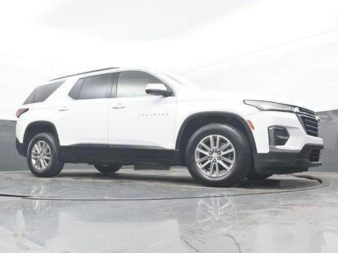 Used 2022 Chevrolet Traverse LT AWD/4WD image 22