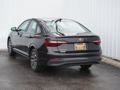 Used 2024 Volkswagen Jetta S image 4