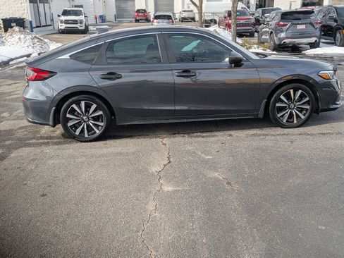 Used 2024 Honda Civic EX-L image 10