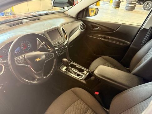 Used 2021 Chevrolet Equinox LT FWD image 8