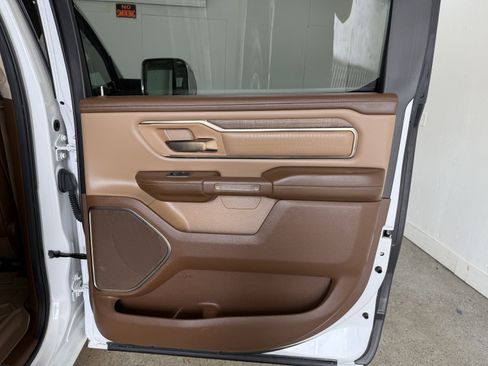 Used 2019 RAM 1500 Limited image 42