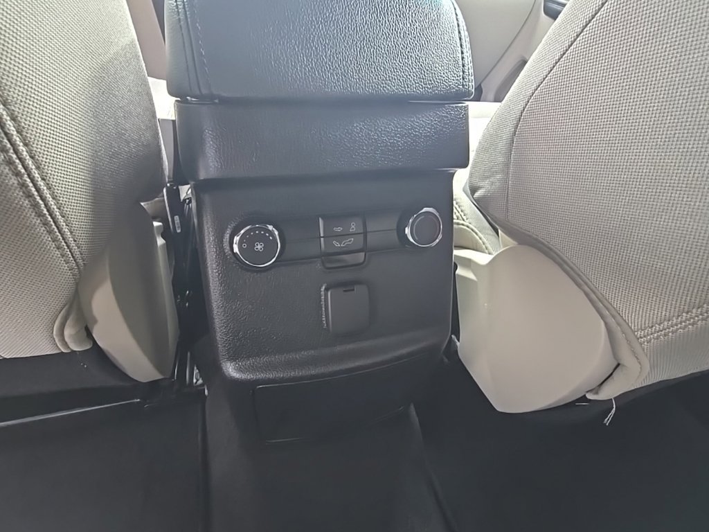 Used 2018 Ford Explorer 4WD image 17