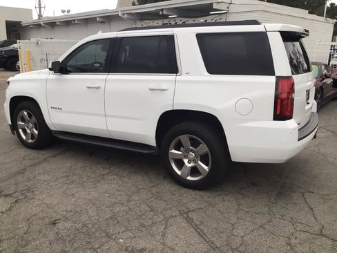Used 2019 Chevrolet Tahoe LT image 3