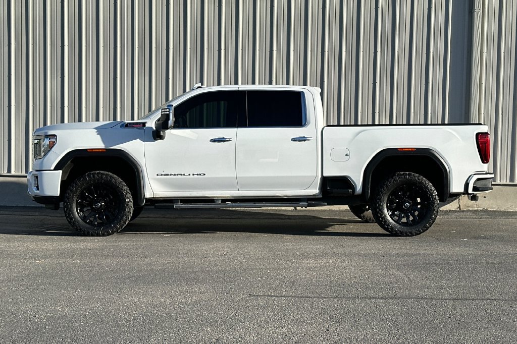 Used 2020 GMC Sierra 2500 Denali w/ Denali Ultimate Package AWD/4WD image 10