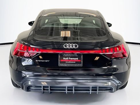 Used 2023 Audi e-tron GT Premium Plus image 6